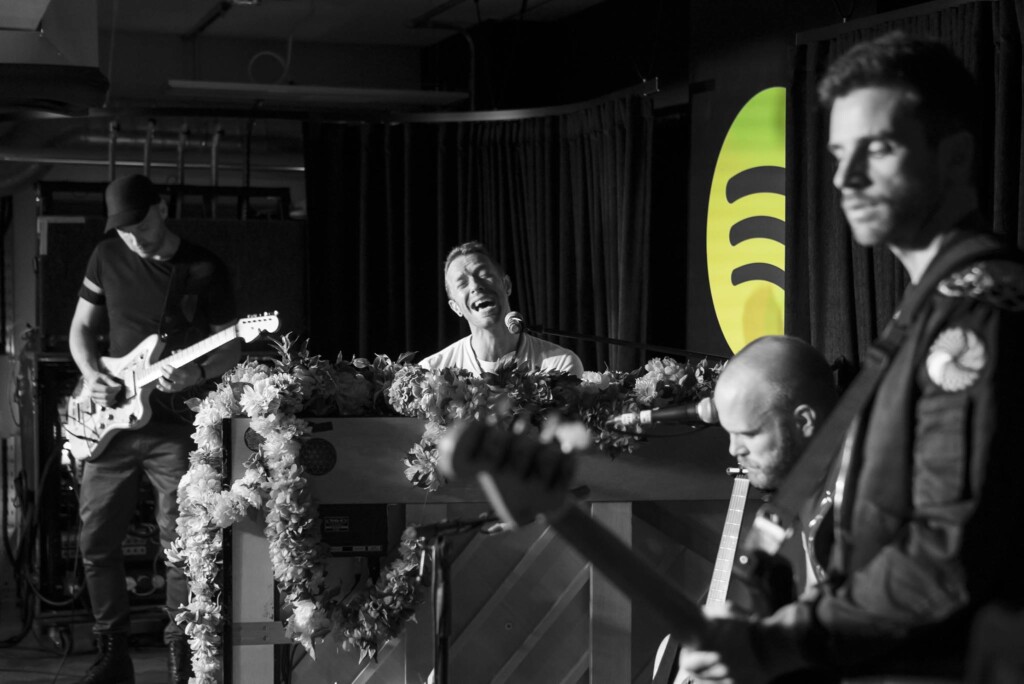 Coldplay durante o Spotify Sessions 